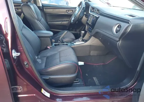 2017 Toyota Corolla Se Special Edition z USA, uszkodzony, nr VIN 5YFBURHE4HP642241